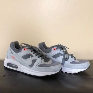 Air max women’s 8.5 or boys 7